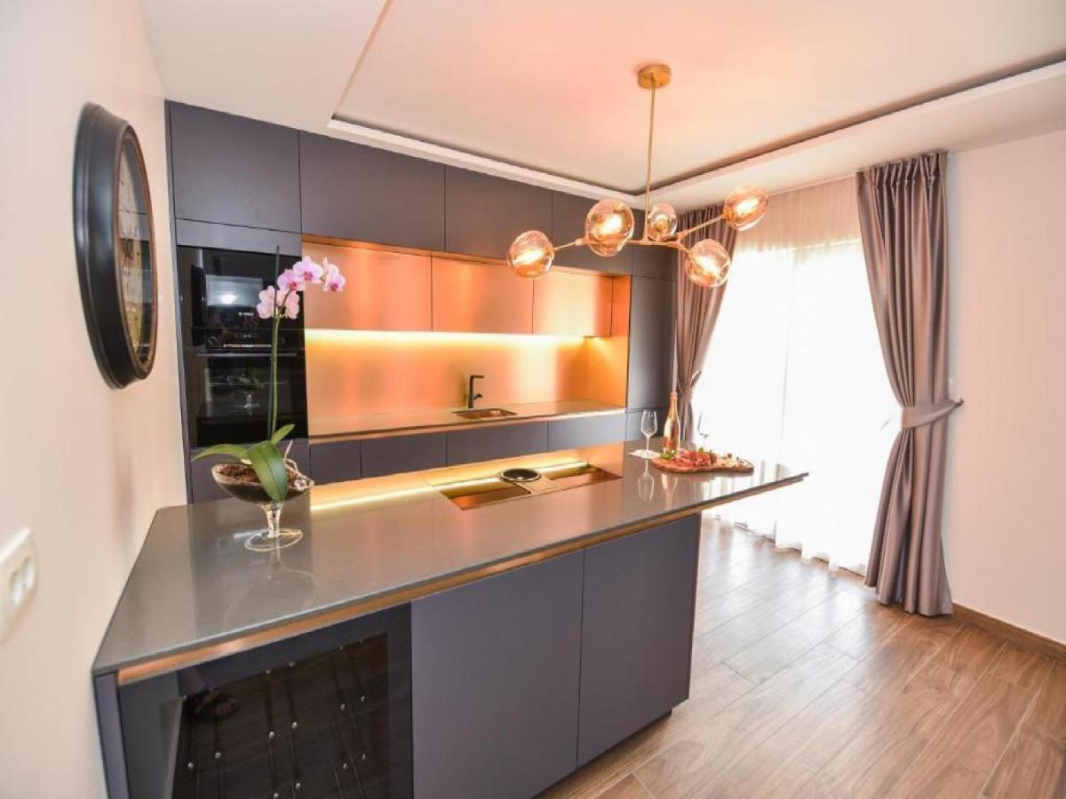 Calypso Royal Apartment Задар Екстериор снимка